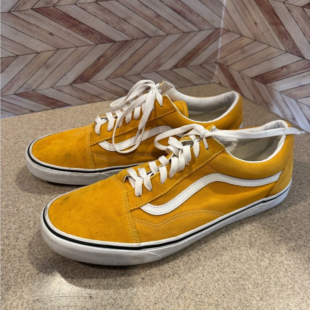 Size 13 Vans yellow canvas suede llace up low tops